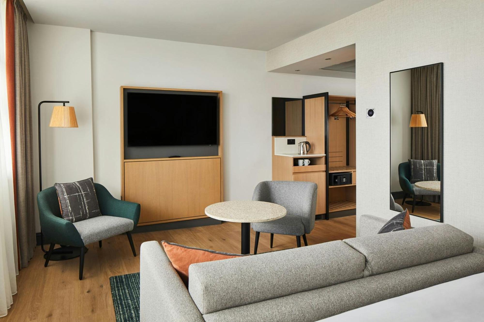 Deluxe Zimmer mit Kingsize-Bett